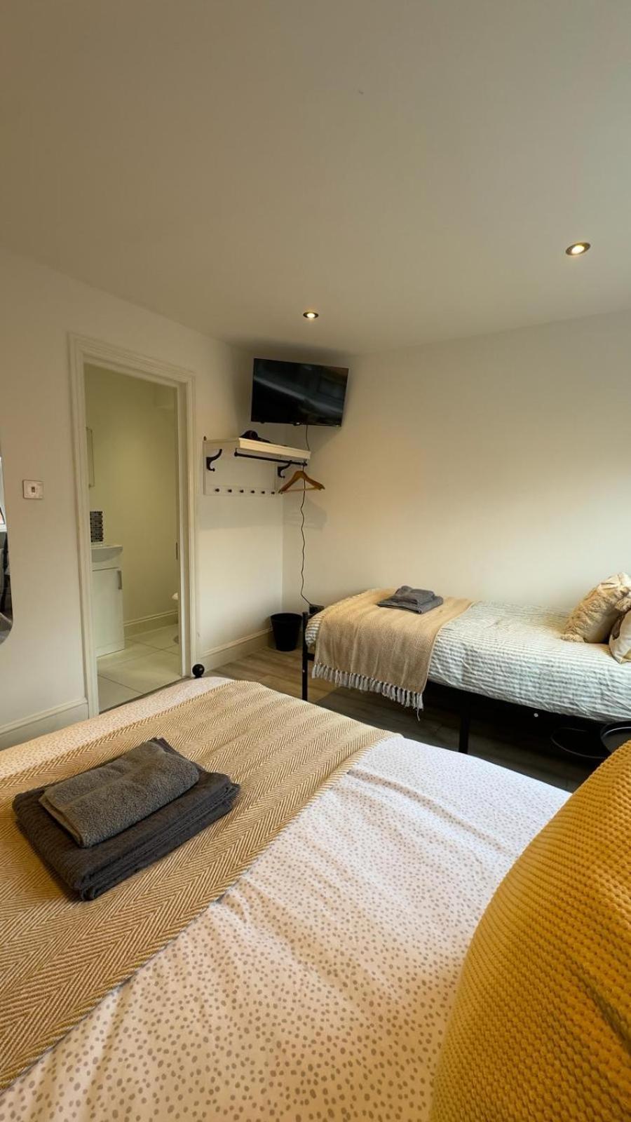 15 Min To Central London Guest Suites 22 객실 사진
