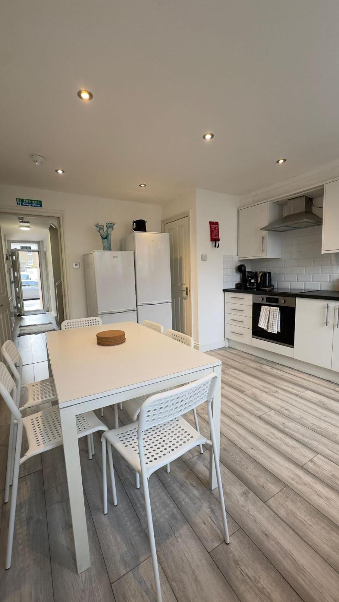 15 Min To Central London Guest Suites 22 외부 사진