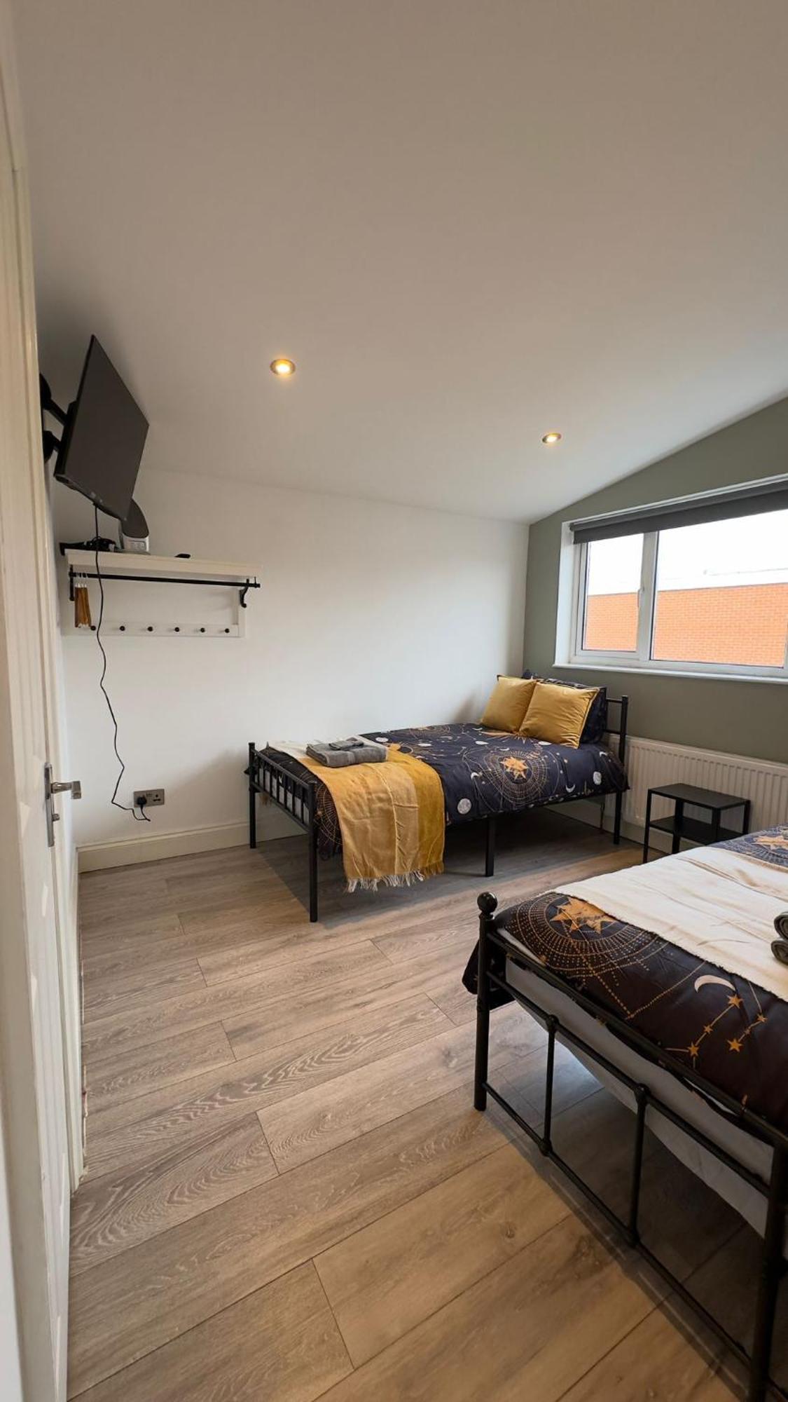 15 Min To Central London Guest Suites 22 외부 사진