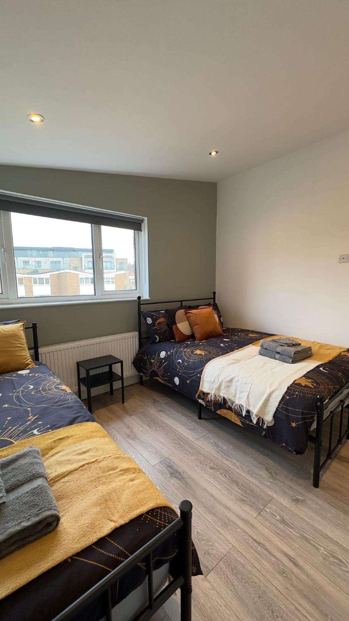 15 Min To Central London Guest Suites 22 객실 사진