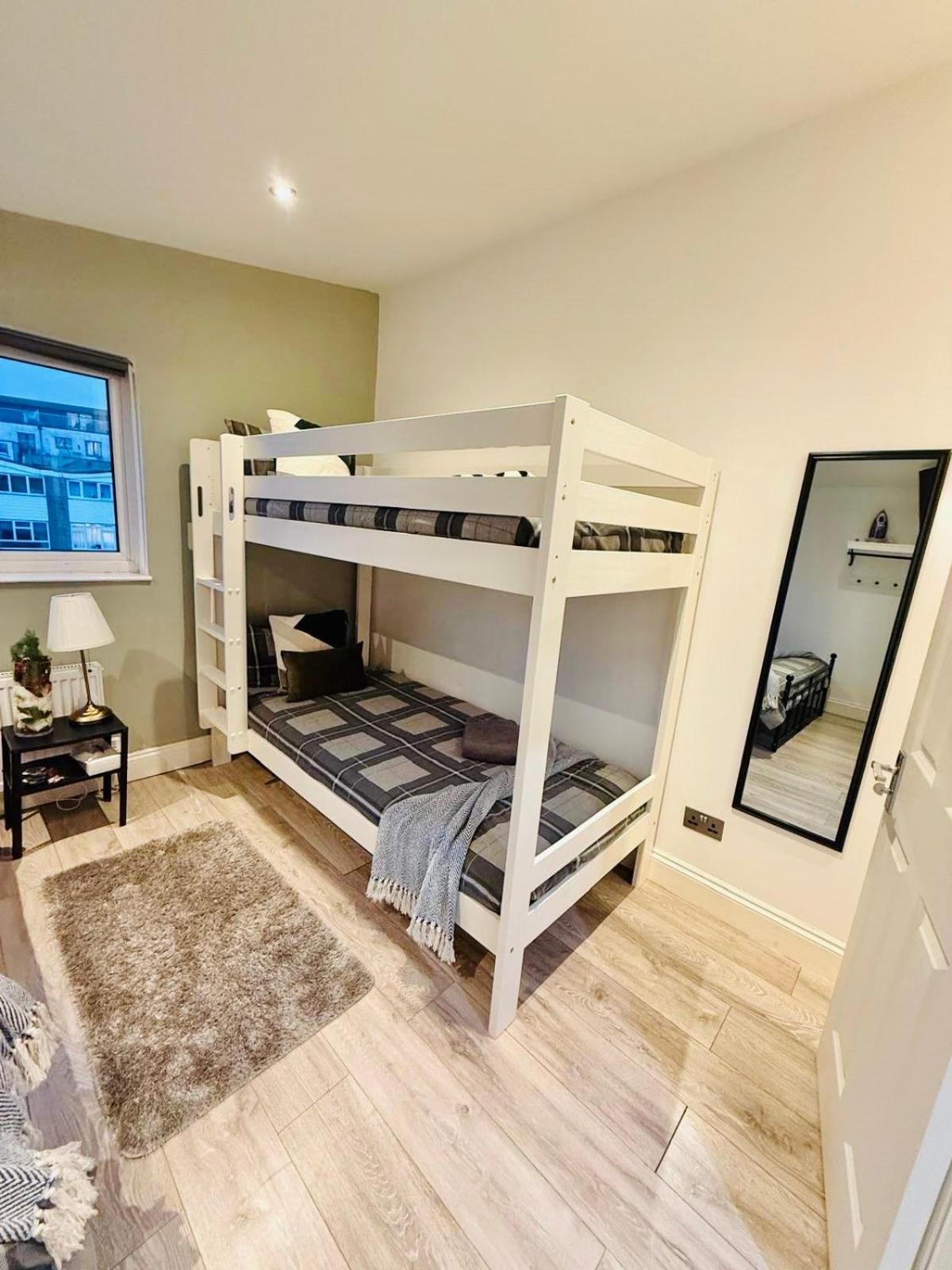 15 Min To Central London Guest Suites 22 외부 사진